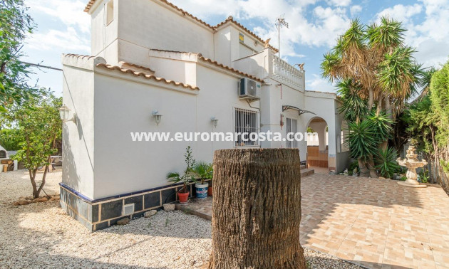 Sale - Villa - Orihuela Costa