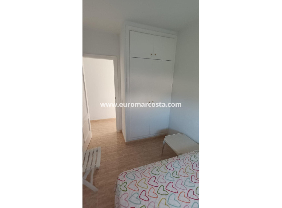 Sale - Apartment / flat - Orihuela Costa