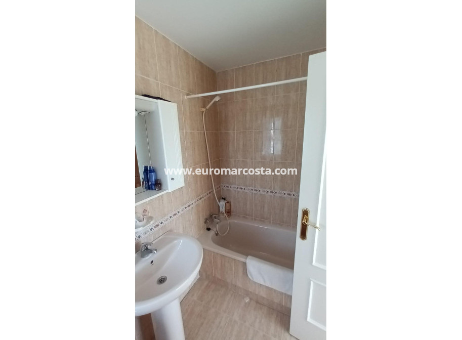 Sale - Apartment / flat - Orihuela Costa