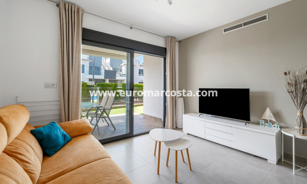 Sale - Apartment / flat - Pilar de la Horadada