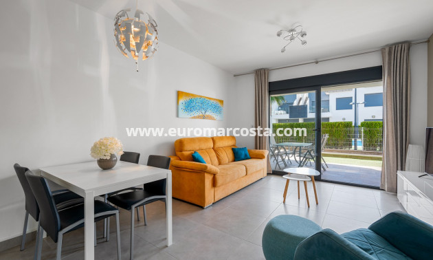 Sale - Apartment / flat - Pilar de la Horadada