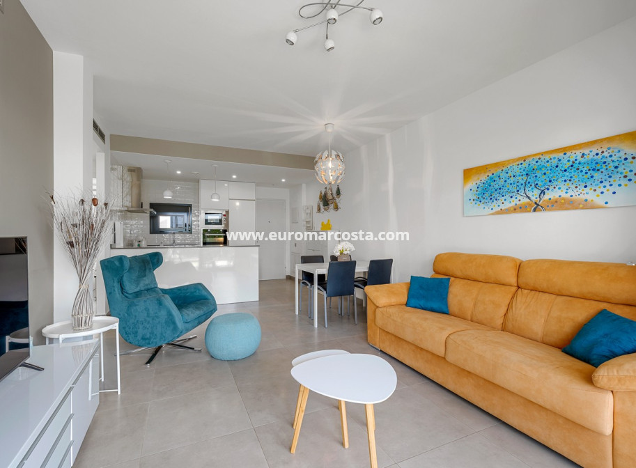 Sale - Apartment / flat - Pilar de la Horadada