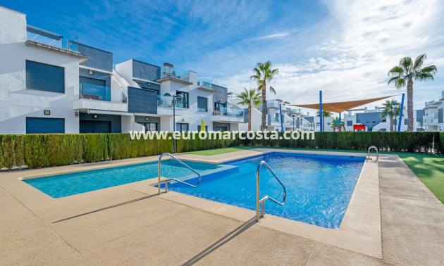 Sale - Apartment / flat - Pilar de la Horadada