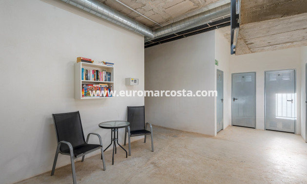 Sale - Apartment / flat - Pilar de la Horadada