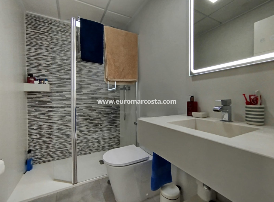 Sale - Villa - Orihuela Costa - Los Dolses