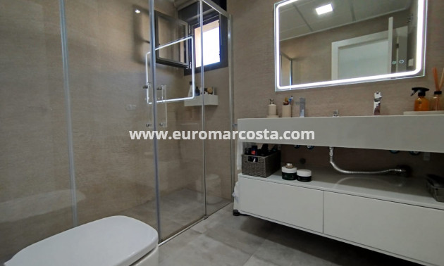 Sale - Villa - Orihuela Costa - Los Dolses