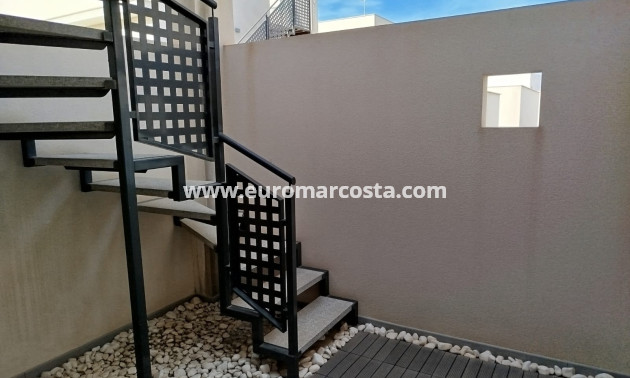 Venta - Villa - Orihuela Costa - Los Dolses