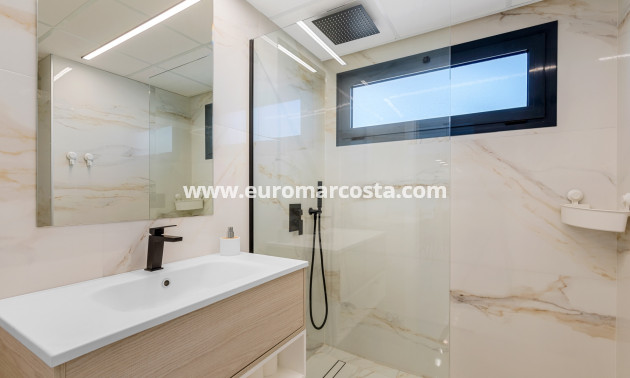 Sale - Apartment / flat - Guardamar del Segura - El Raso