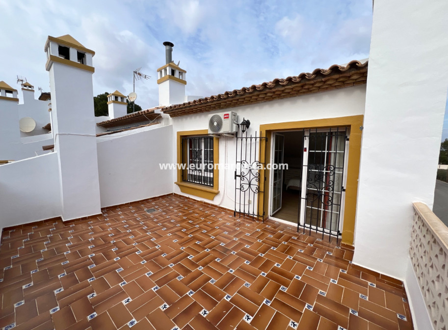 Sale - House - Orihuela Costa