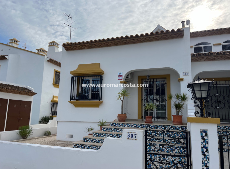 Sale - House - Orihuela Costa