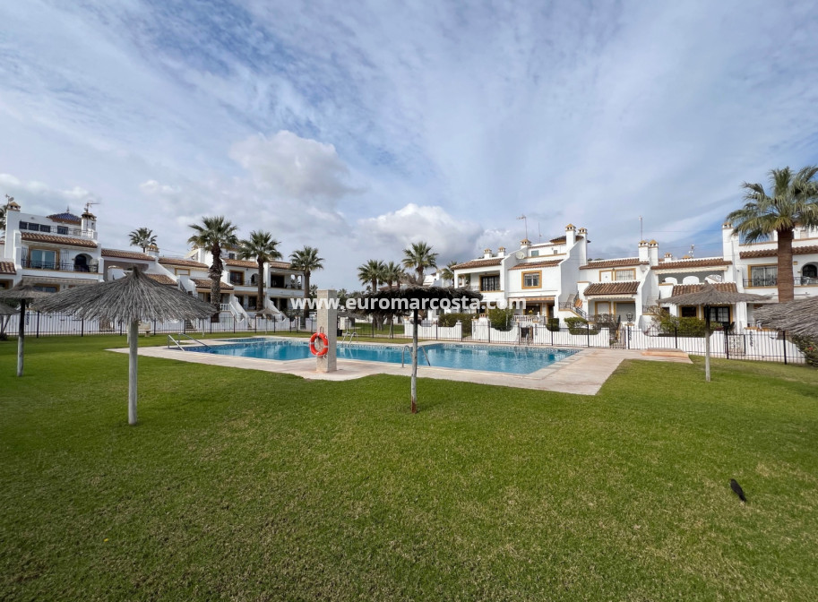 Sale - House - Orihuela Costa