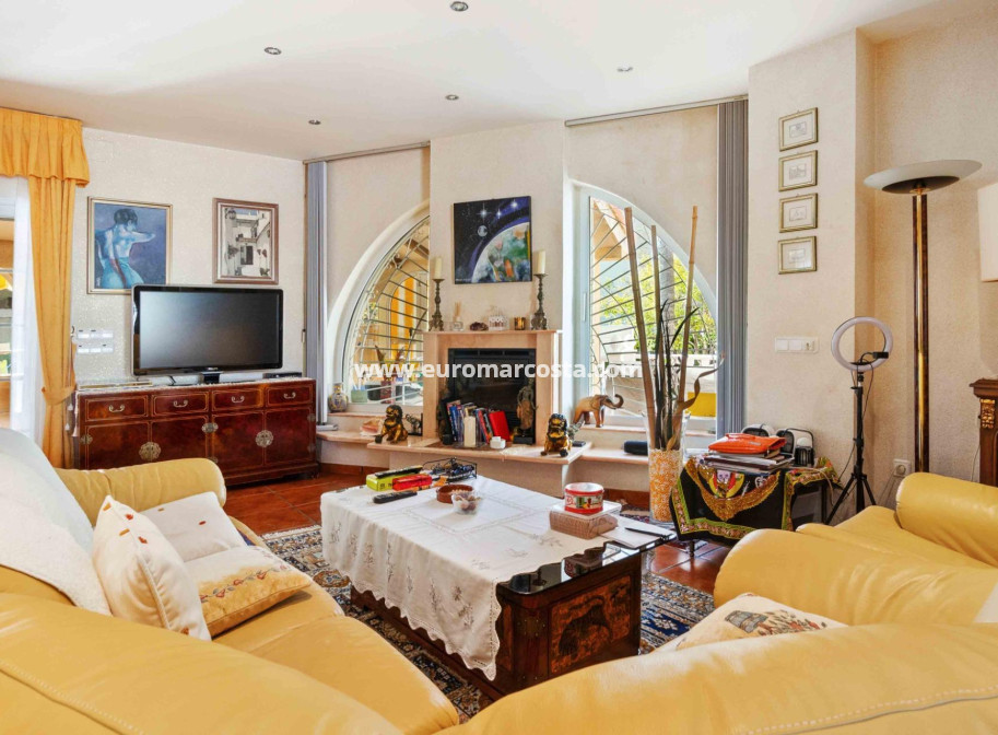 Sale - Villa - Orihuela Costa