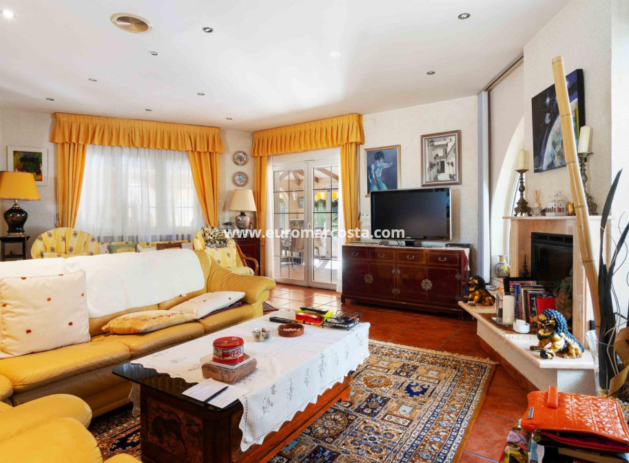 Sale - Villa - Orihuela Costa