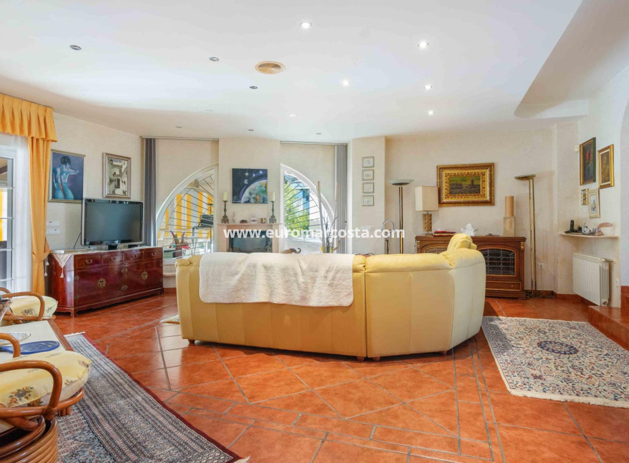 Sale - Villa - Orihuela Costa