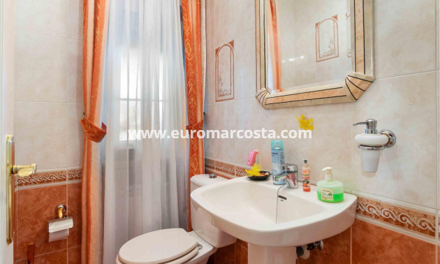 Sale - Villa - Orihuela Costa