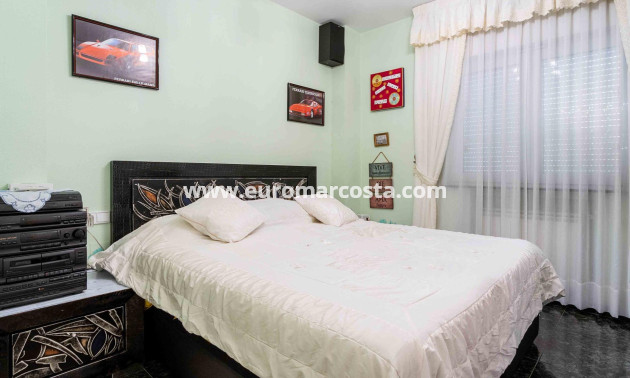 Sale - Villa - Orihuela Costa