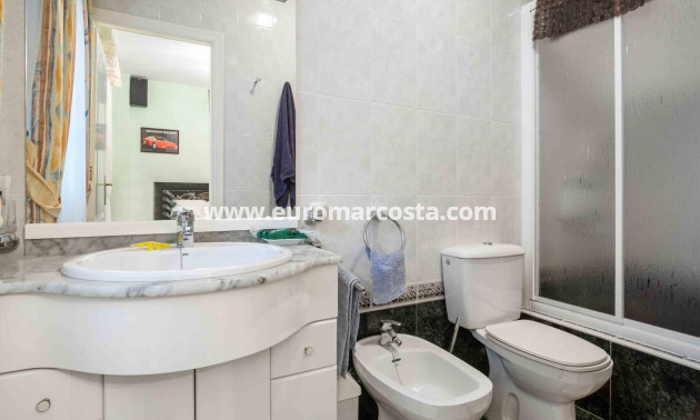 Sale - Villa - Orihuela Costa