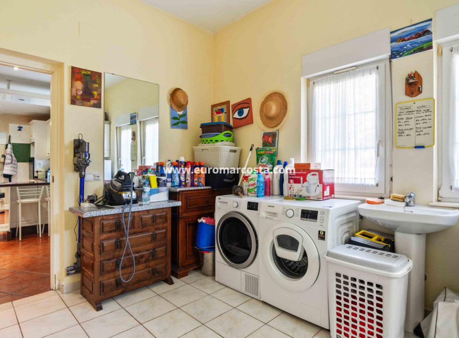 Sale - Villa - Orihuela Costa
