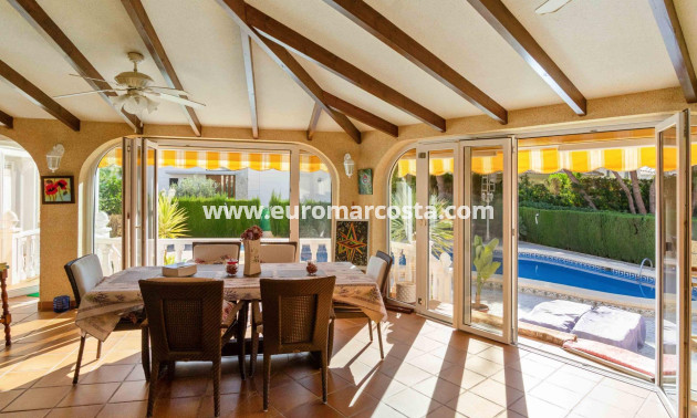 Sale - Villa - Orihuela Costa
