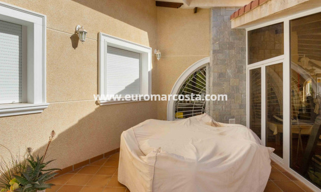 Sale - Villa - Orihuela Costa