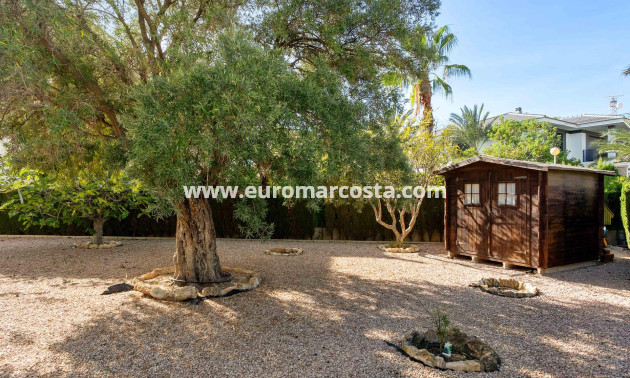 Sale - Villa - Orihuela Costa