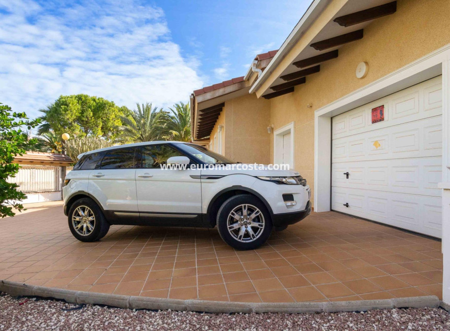Sale - Villa - Orihuela Costa