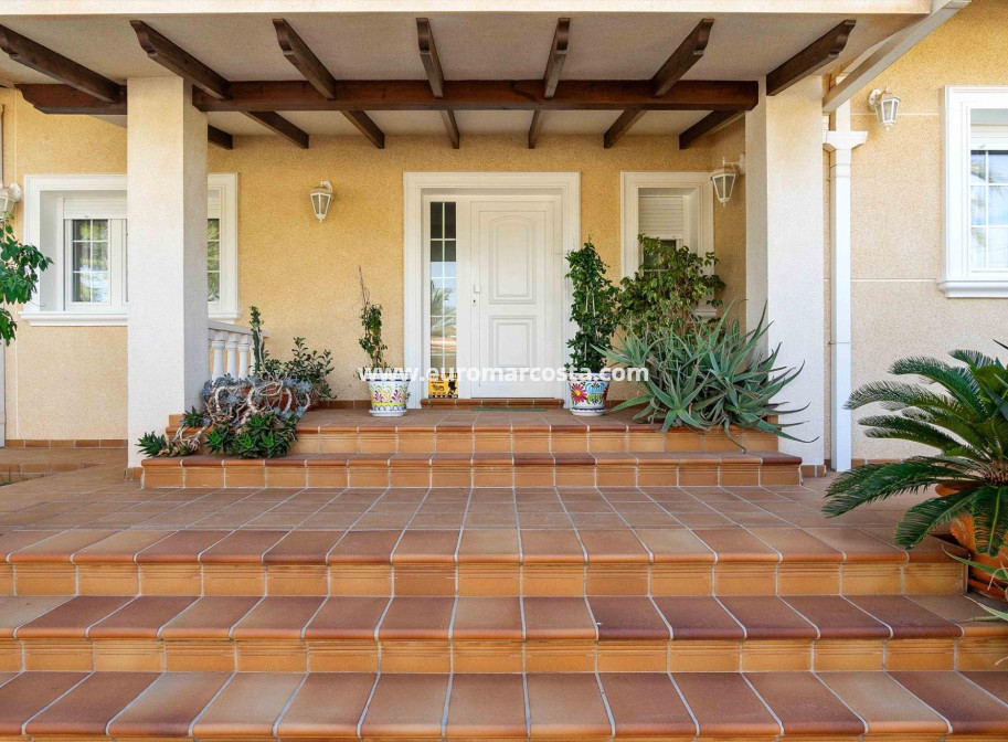 Sale - Villa - Orihuela Costa