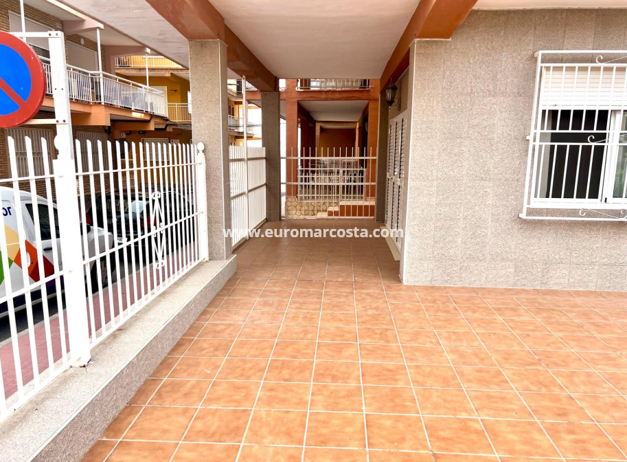 Sale - Apartment / flat - Torrevieja - TORREVIEJA