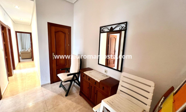 Sale - Apartment / flat - Torrevieja - TORREVIEJA
