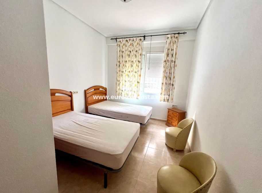 Sale - Apartment / flat - Torrevieja - TORREVIEJA