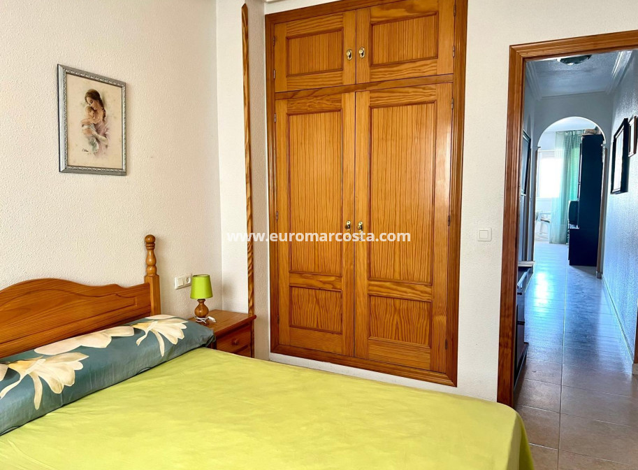 Sale - Apartment / flat - Torrevieja - TORREVIEJA