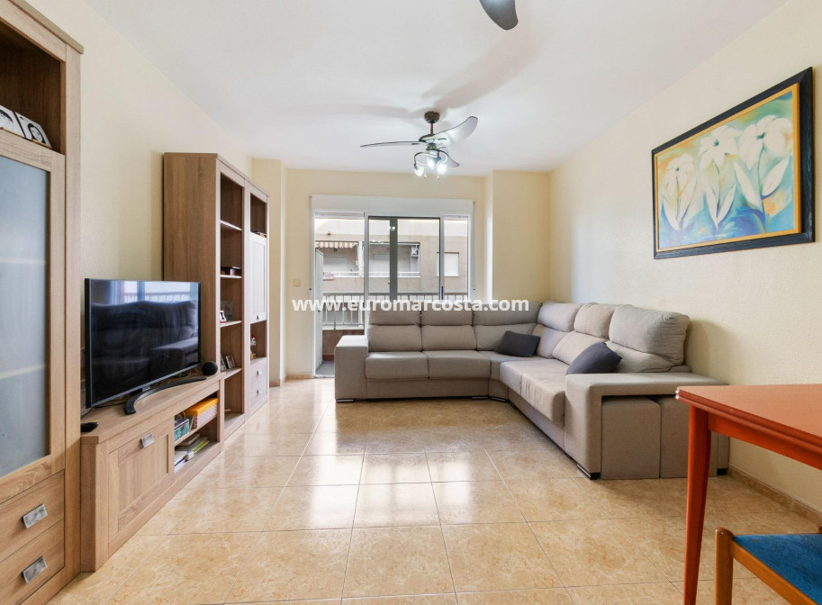 Sale - Apartment / flat - Torrevieja - TORREVIEJA