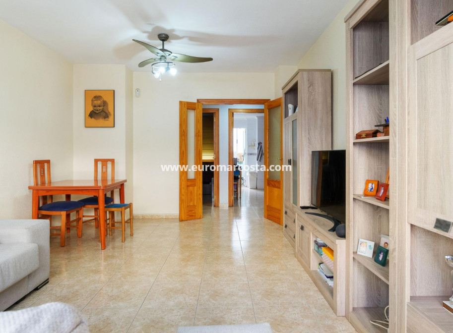 Sale - Apartment / flat - Torrevieja - TORREVIEJA