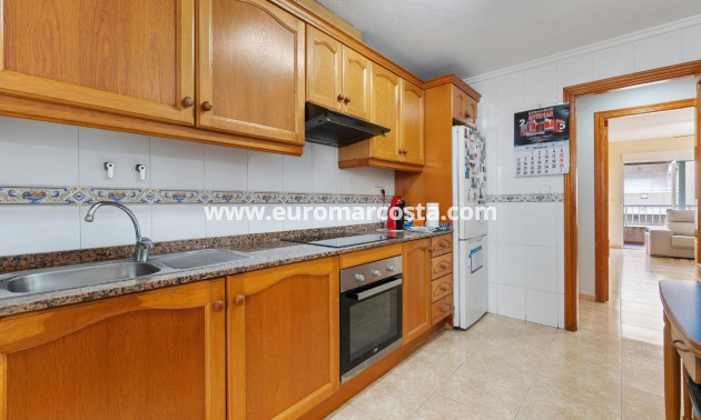 Sale - Apartment / flat - Torrevieja - TORREVIEJA