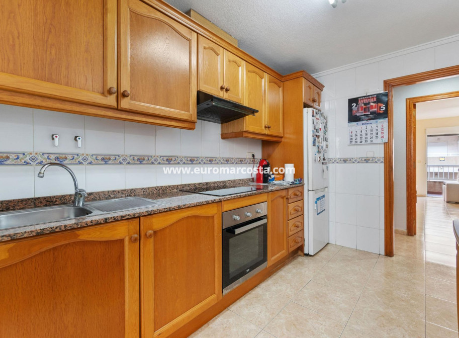 Sale - Apartment / flat - Torrevieja - TORREVIEJA