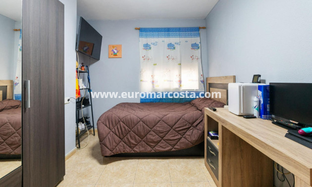 Sale - Apartment / flat - Torrevieja - TORREVIEJA