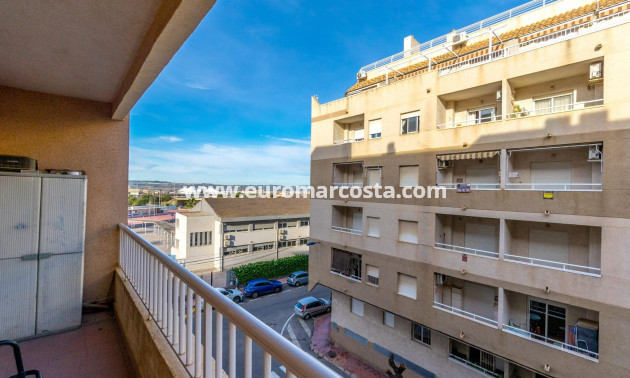 Sale - Apartment / flat - Torrevieja - TORREVIEJA