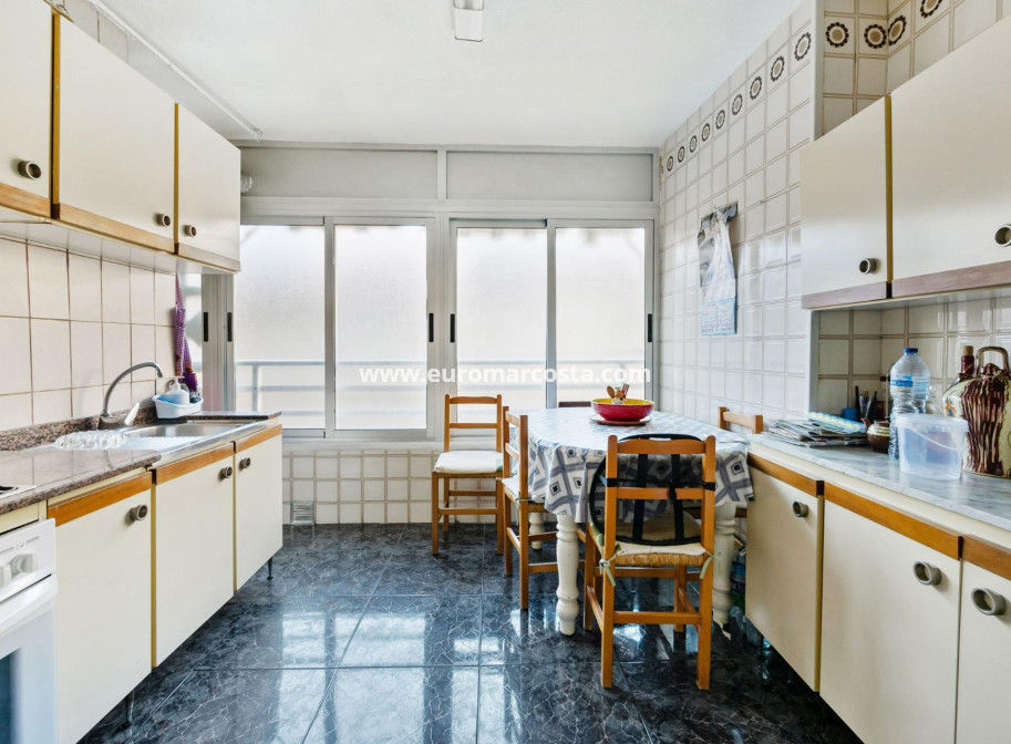 Sale - Apartment / flat - Torrevieja - TORREVIEJA