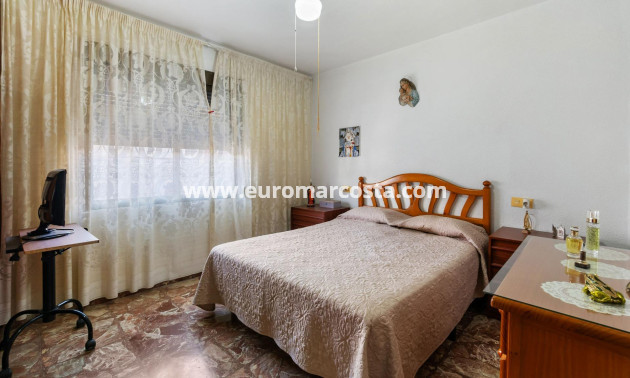 Sale - Apartment / flat - Torrevieja - TORREVIEJA