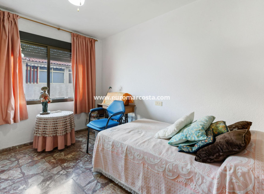 Sale - Apartment / flat - Torrevieja - TORREVIEJA