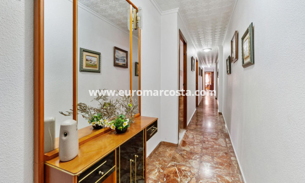 Sale - Apartment / flat - Torrevieja - TORREVIEJA