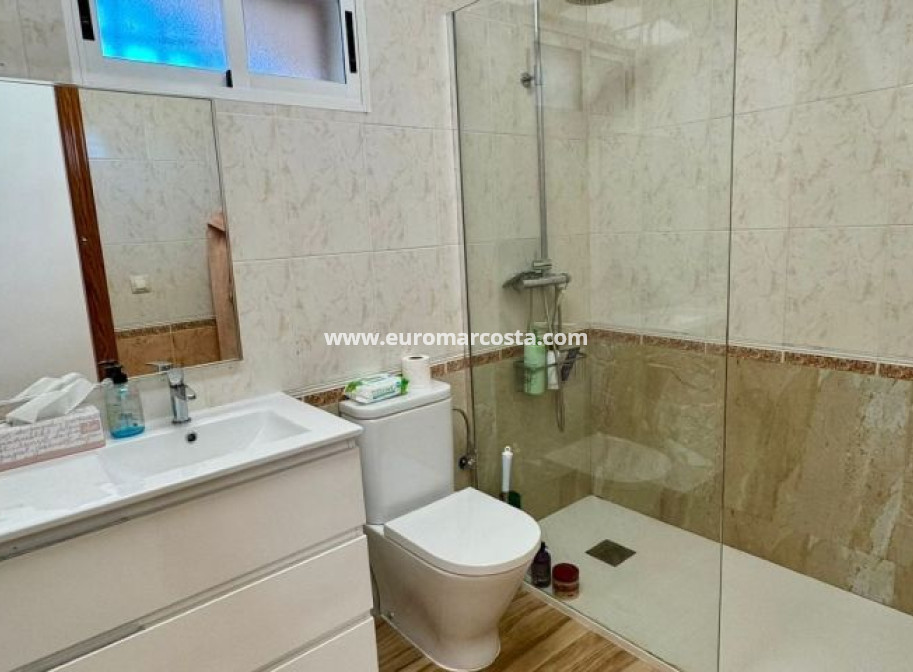 Venta - Villa - Torrevieja - TORREVIEJA