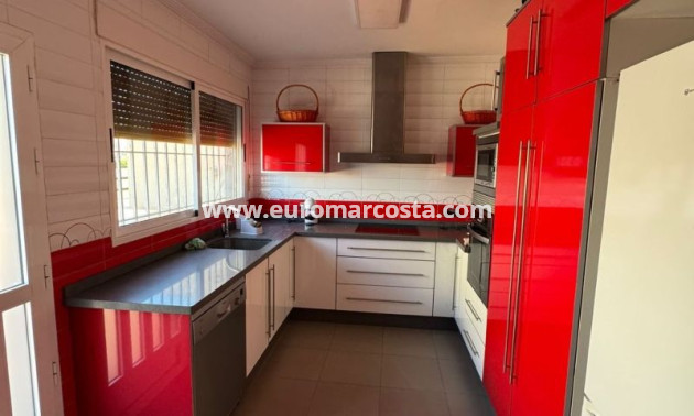 Sale - Villa - Torrevieja - TORREVIEJA
