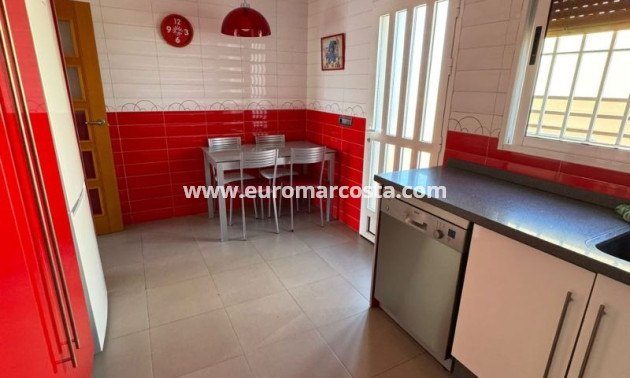 Sale - Villa - Torrevieja - TORREVIEJA