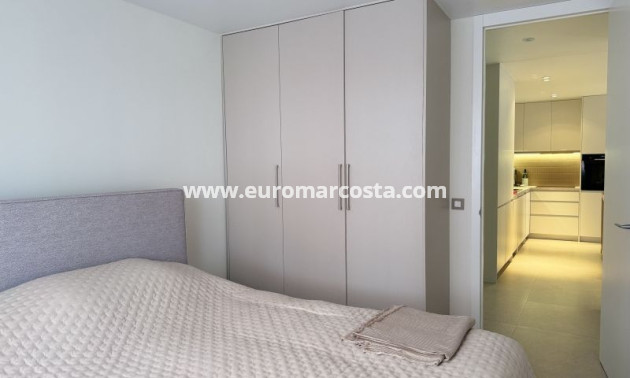 Sale - Apartment / flat - Torrevieja - TORREVIEJA