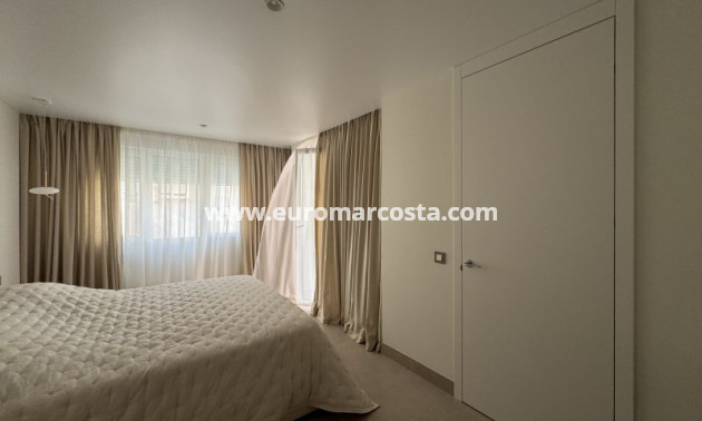 Sale - Apartment / flat - Torrevieja - TORREVIEJA