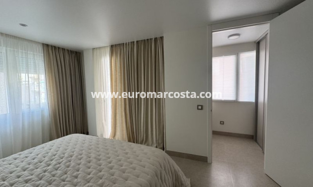 Sale - Apartment / flat - Torrevieja - TORREVIEJA