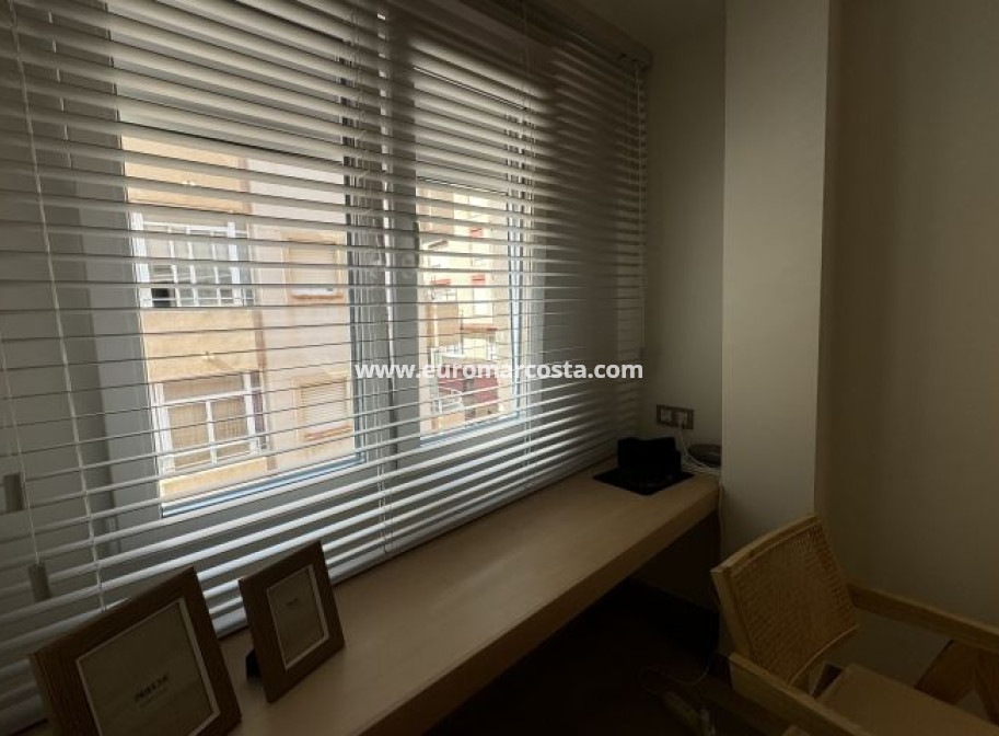 Sale - Apartment / flat - Torrevieja - TORREVIEJA