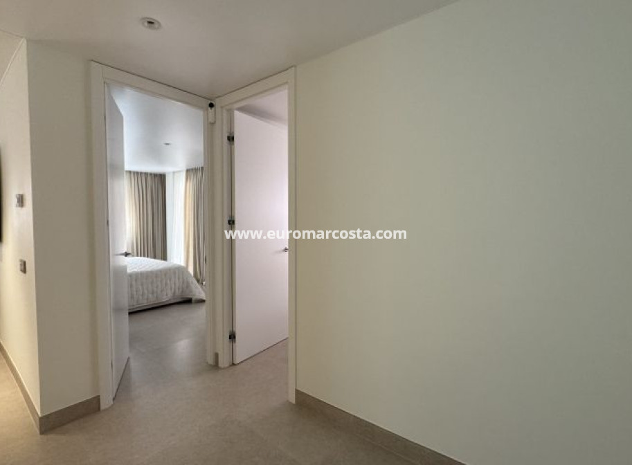 Sale - Apartment / flat - Torrevieja - TORREVIEJA