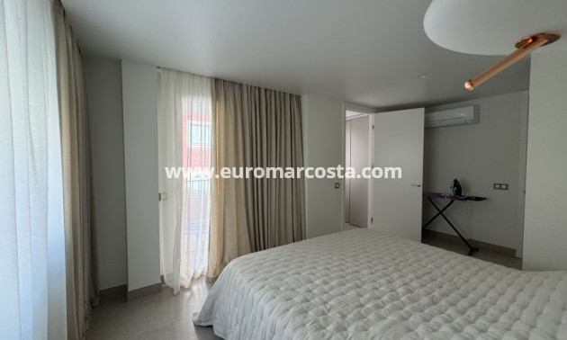 Sale - Apartment / flat - Torrevieja - TORREVIEJA